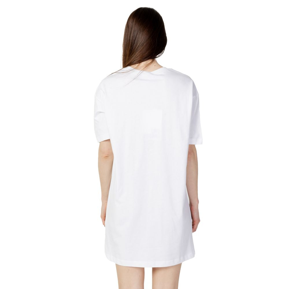 Love Moschino White Cotton Short LO-10219400008-IT40 | XS