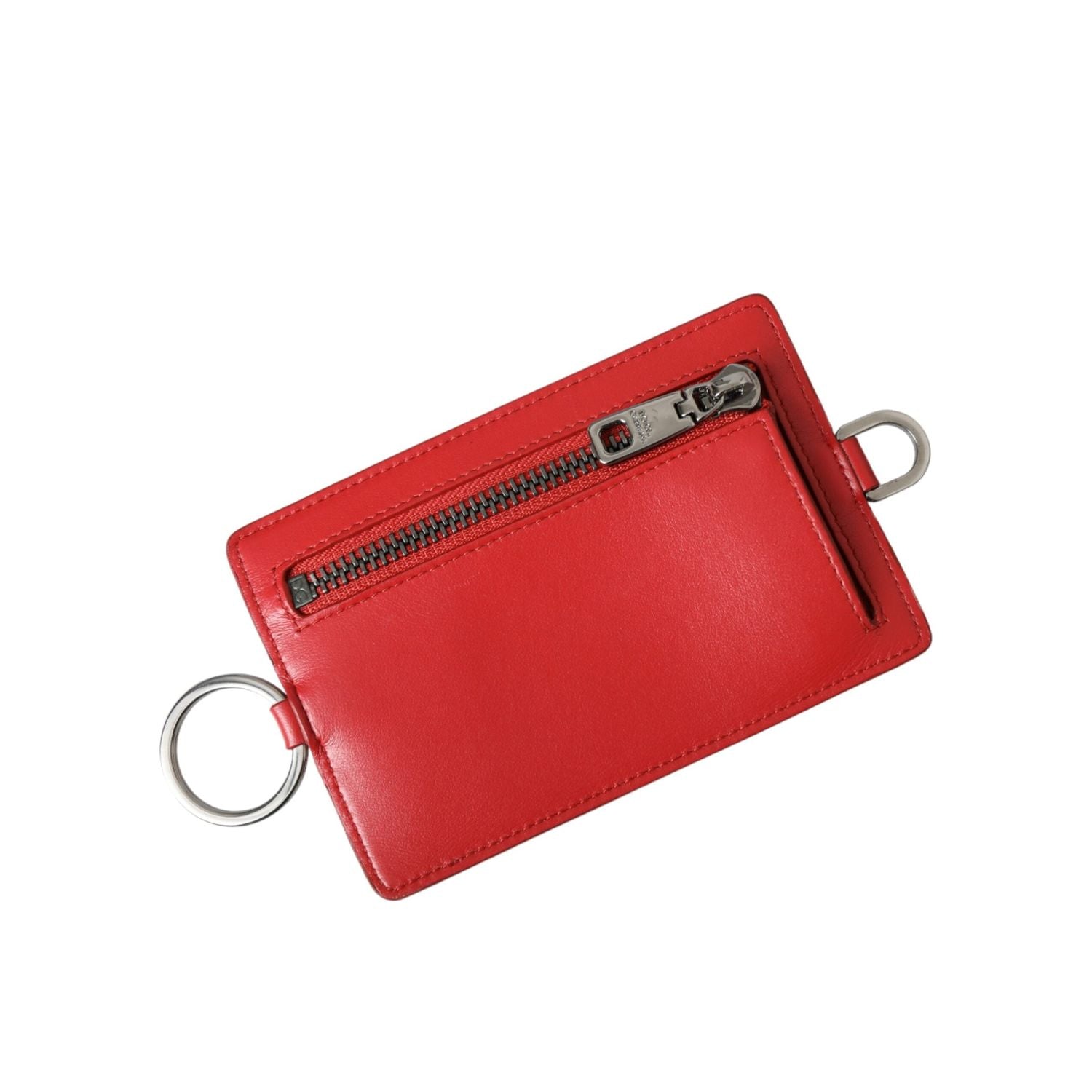 Front view with bag zipped and handles upright.